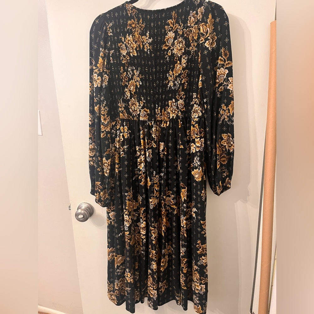 Midi Gauze Smocked Bodice Dress - Picture 3 of 5